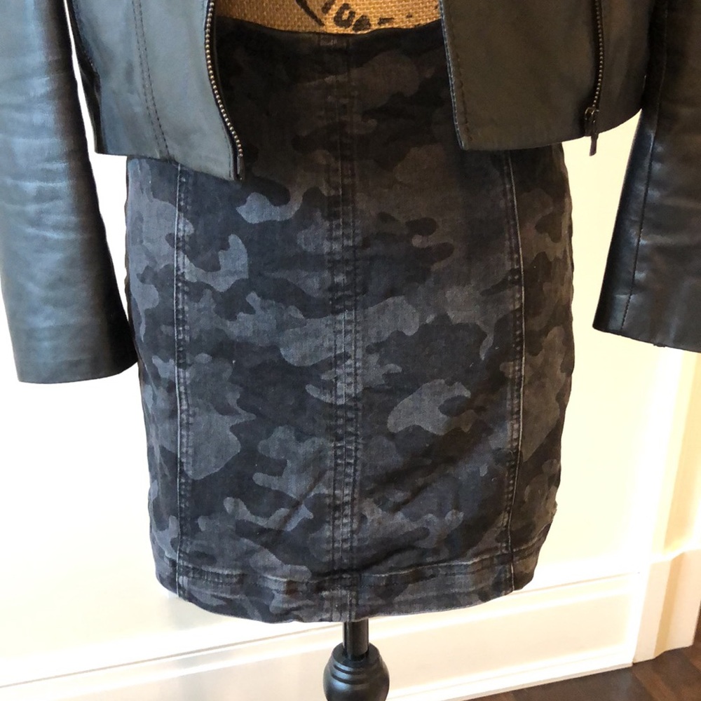 Free people Camo skirt